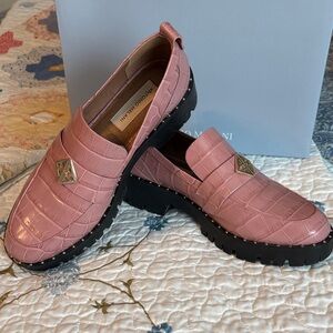 Antonio Melani Blush Arlo Croc-Embossed Loafers Size 8.5